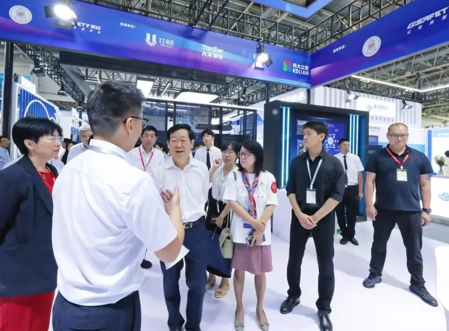 推进“数字住建”落地实施｜ezpay科技城市生命线技术创新与实践成果展亮相第二十二届中国国际城市建设博览会