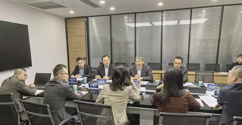 ezpay科技科技委常务副主任黄全义率队赴西安城市发展资源信息有限公司洽谈交流